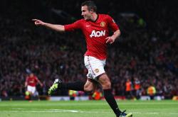 开云体育-跨越战袍的火焰，加维在红白与蓝白间的独舞