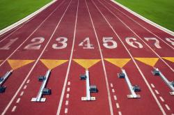 开云体育APP下载-一场险胜一片海，一个三分点燃一个国，当洛杉矶与沈阳的篮球心跳同频