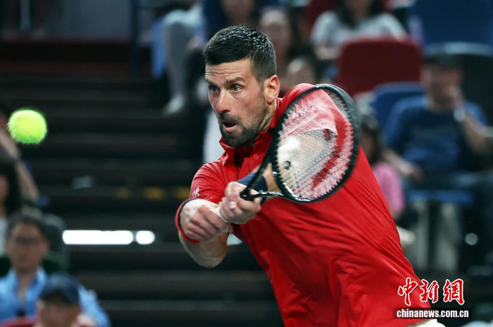 上海名将赢得掌声，实力傲视群雄