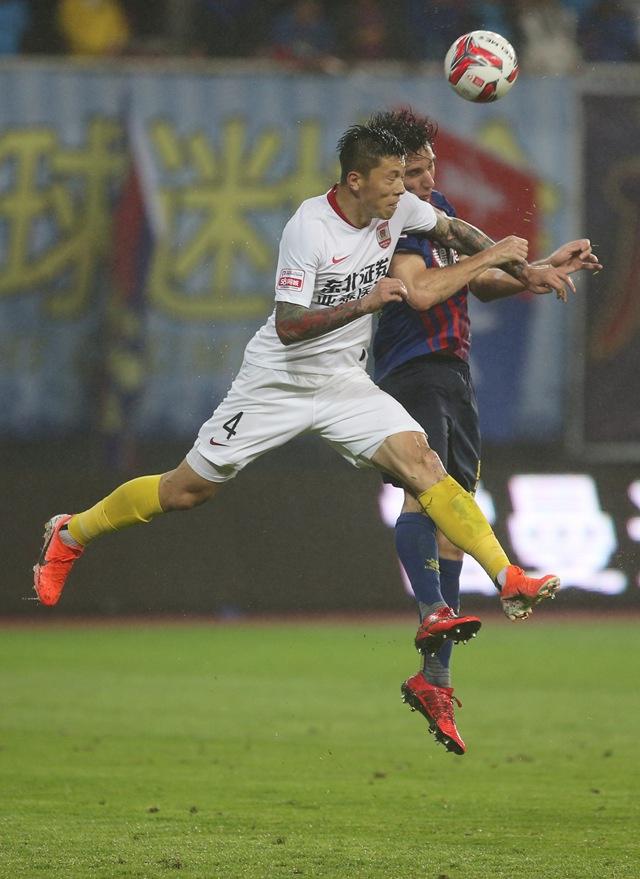 青岛黄海主场告负,输给太原晋级 青岛黄海主场告负,输给太原晋级