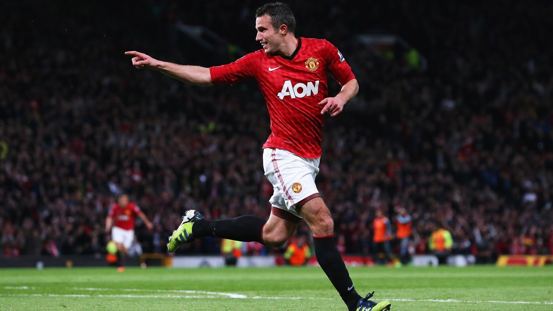 钢铁城墙与红色闪电之间,库尔图瓦如何用双手定义了轻取的残酷含义