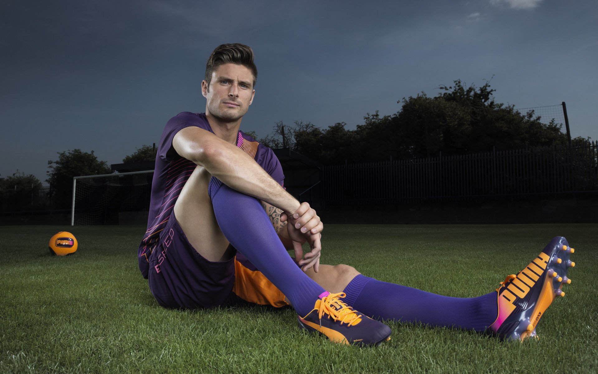 绝杀背后，当团队胜利的焰火照亮个人英雄的孤独跑道