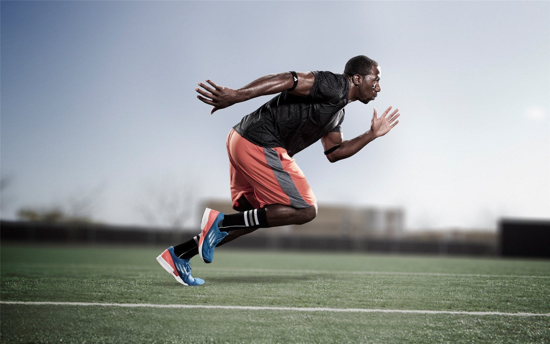 绿茵鏖战化身方寸搏杀，当张本智和的一记弧圈成为绝杀球